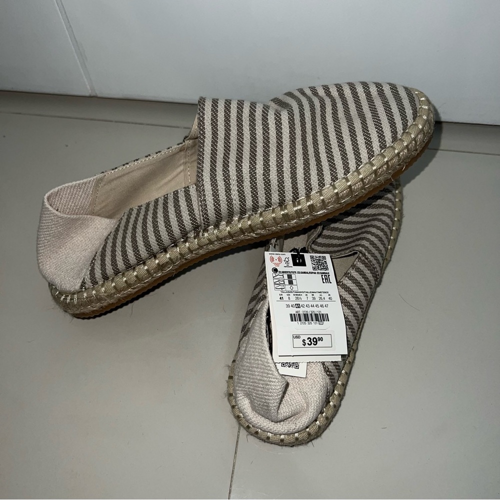 NWT Zara Men’s Striped Canvas Slip-Ons Size 8